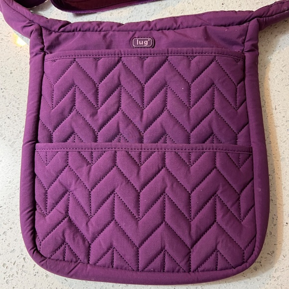 Lug Quilted Crossbody Bag Purple Plum 2 Front Zippered Pockets Zipper Closure - Picture 2 of 7
